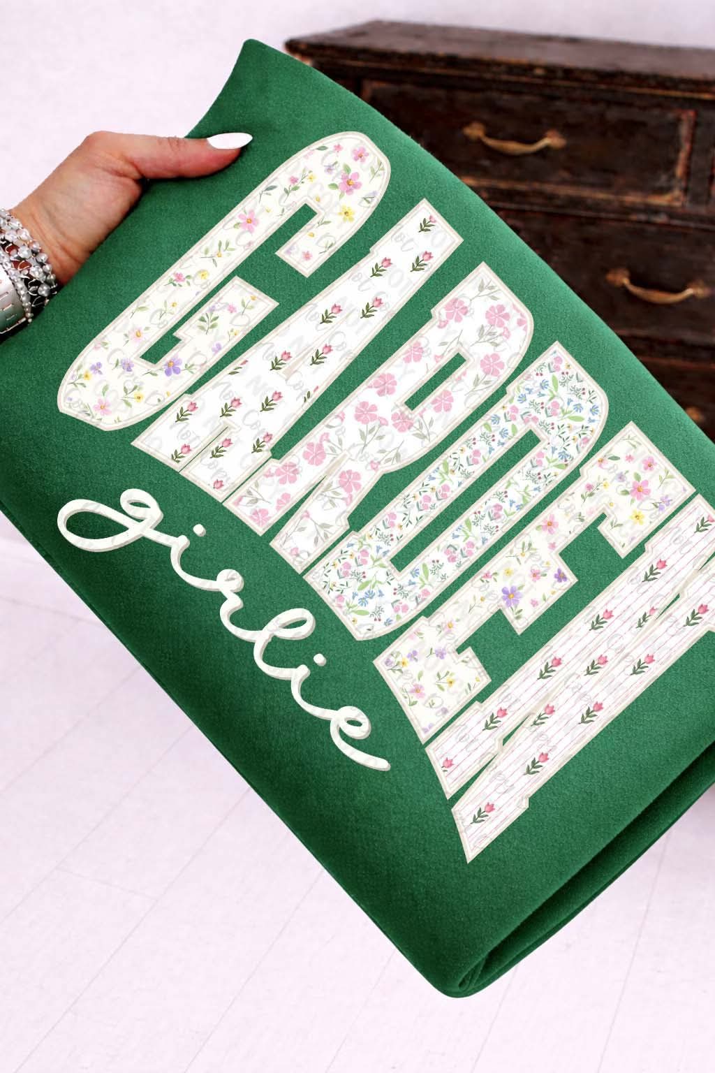Garden girlie tee